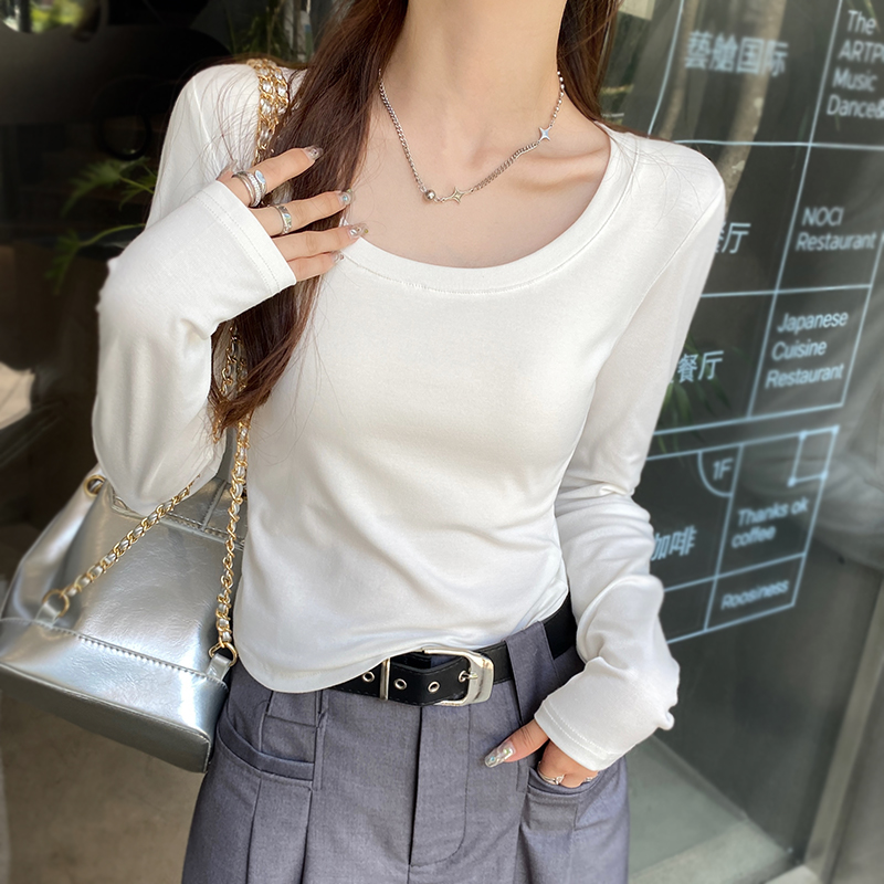 春秋2025年基础纯棉低圆领内搭长袖T恤女洋气修身锁骨纯白t恤女