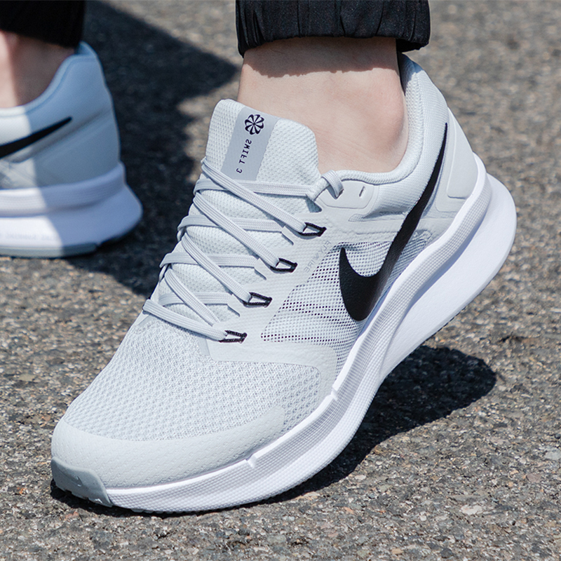 NIKE耐克运动鞋男鞋2025新款训练鞋SWIFT3网面耐磨跑步鞋DR2695