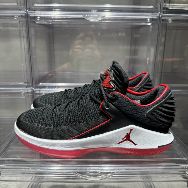99新  45码 充新原盒AJ32 Low Bred 舒适百搭 篮球鞋  黑红 