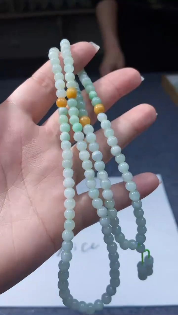 【闪购商品】翡翠吊坠(不含链)未镶嵌  多样性发其一