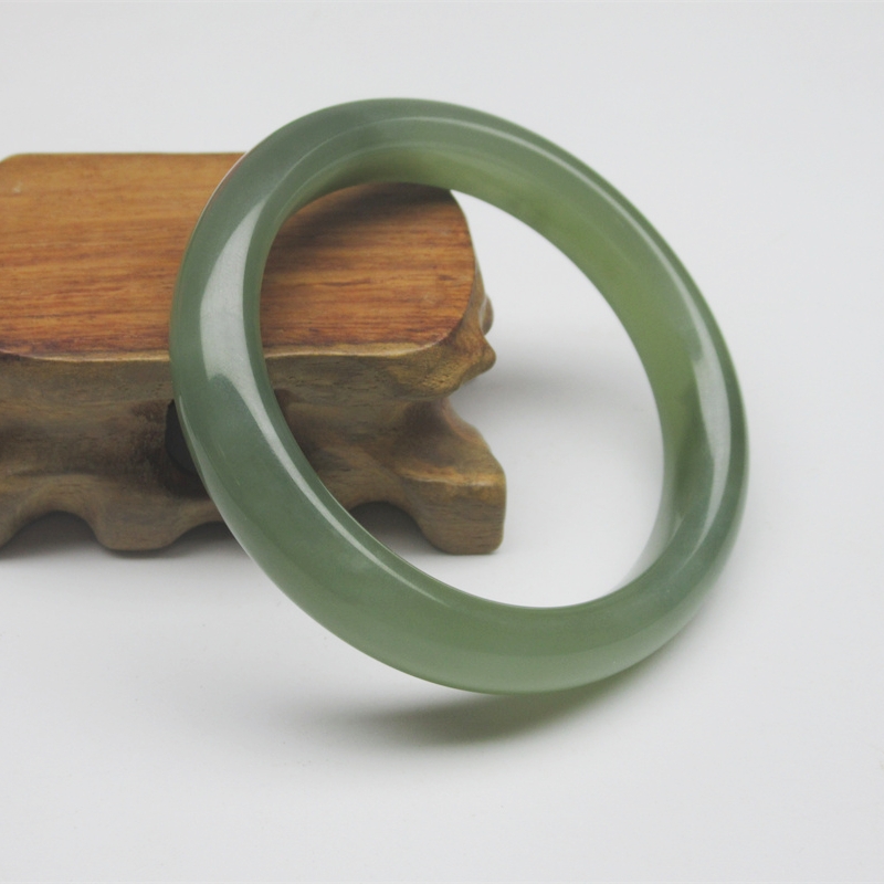 天然玉石和田玉手镯