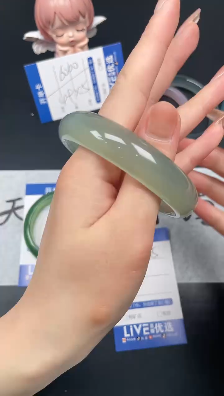 【闪购商品】玛瑙/玉髓手镯未镶嵌25