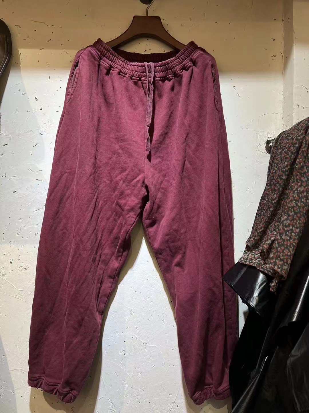 禾月分享衣路走来针织卫裤