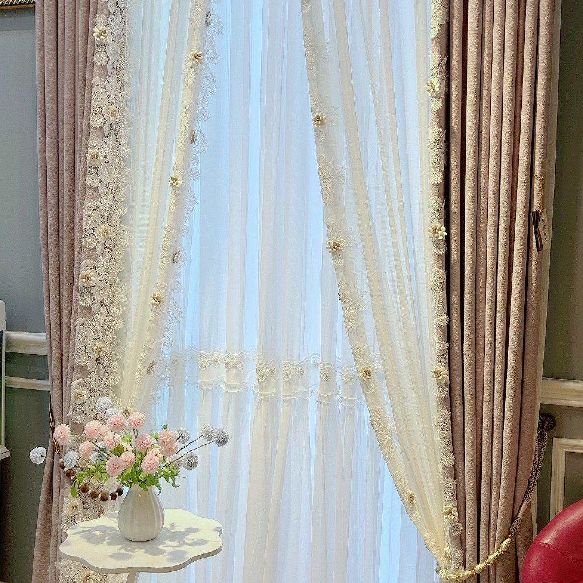 雪尼尔紫色花边款窗帘