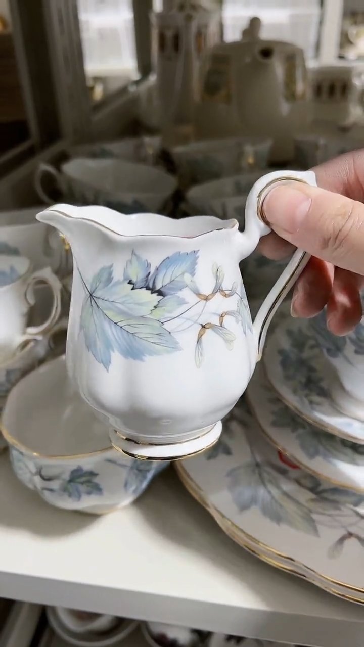 【闪购商品】新骨瓷摆件奶罐