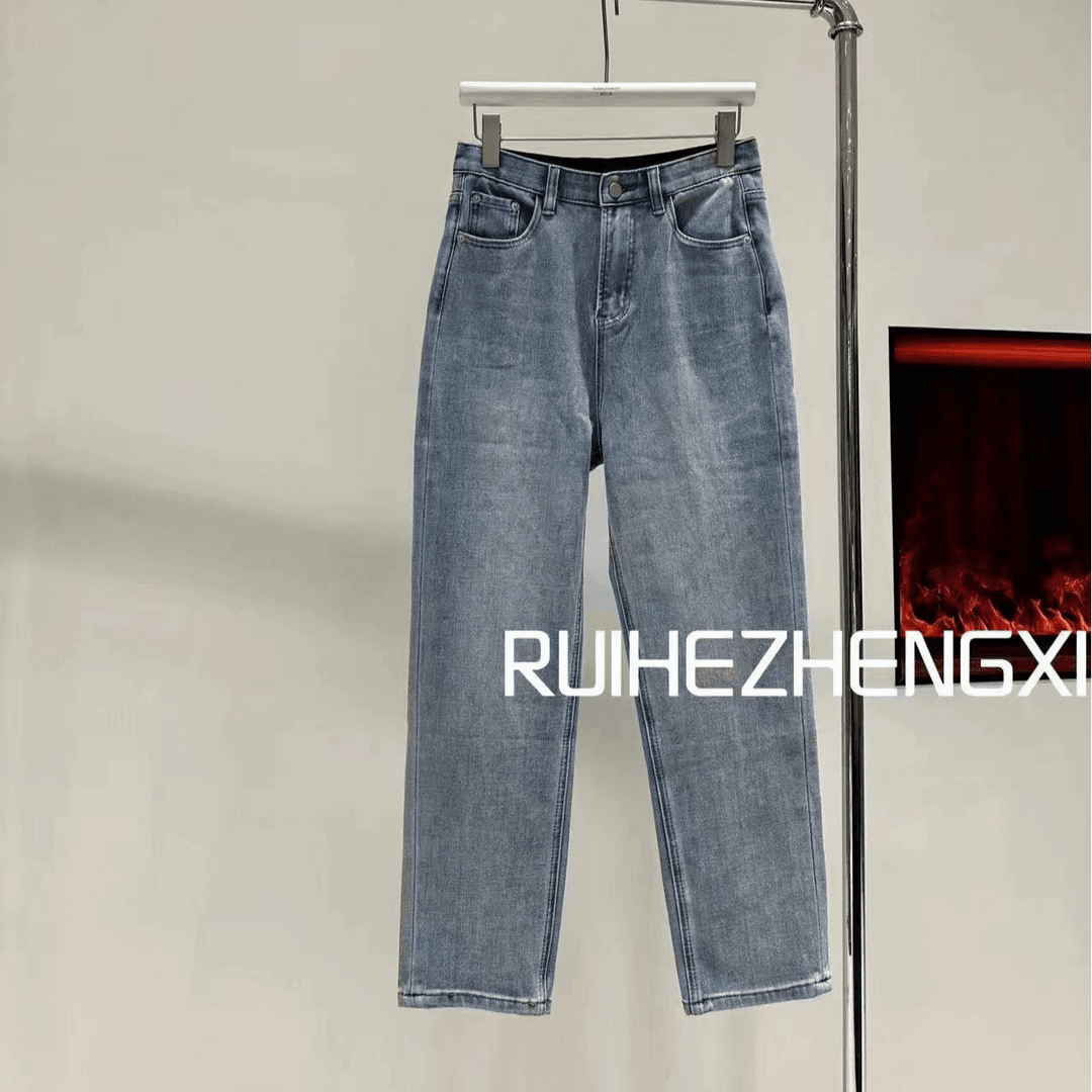 成人 女士浅色水洗牛仔裤【卡码拍小】