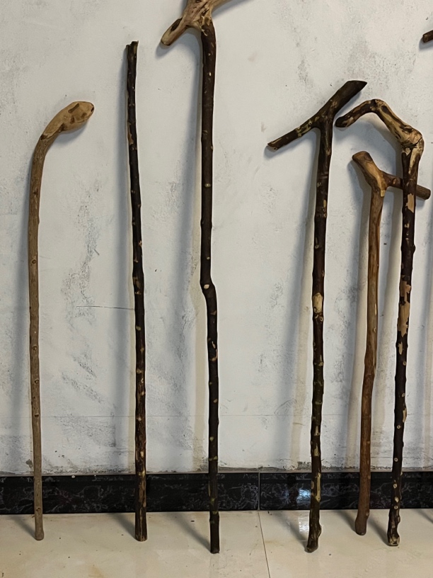 太行山 降龙木 雀梅拐棍 武功棍 车载棍 防身棍 鬼见愁  一物一拍