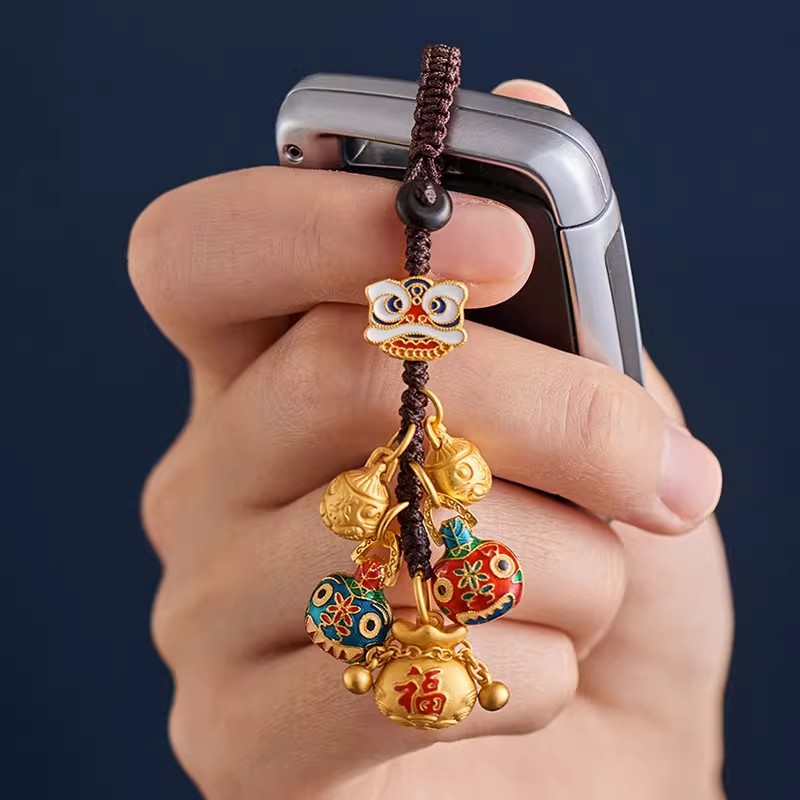 招财钥匙扣财神爷一家三口纳福吞金兽古法金挂饰汽车钥匙链挂件