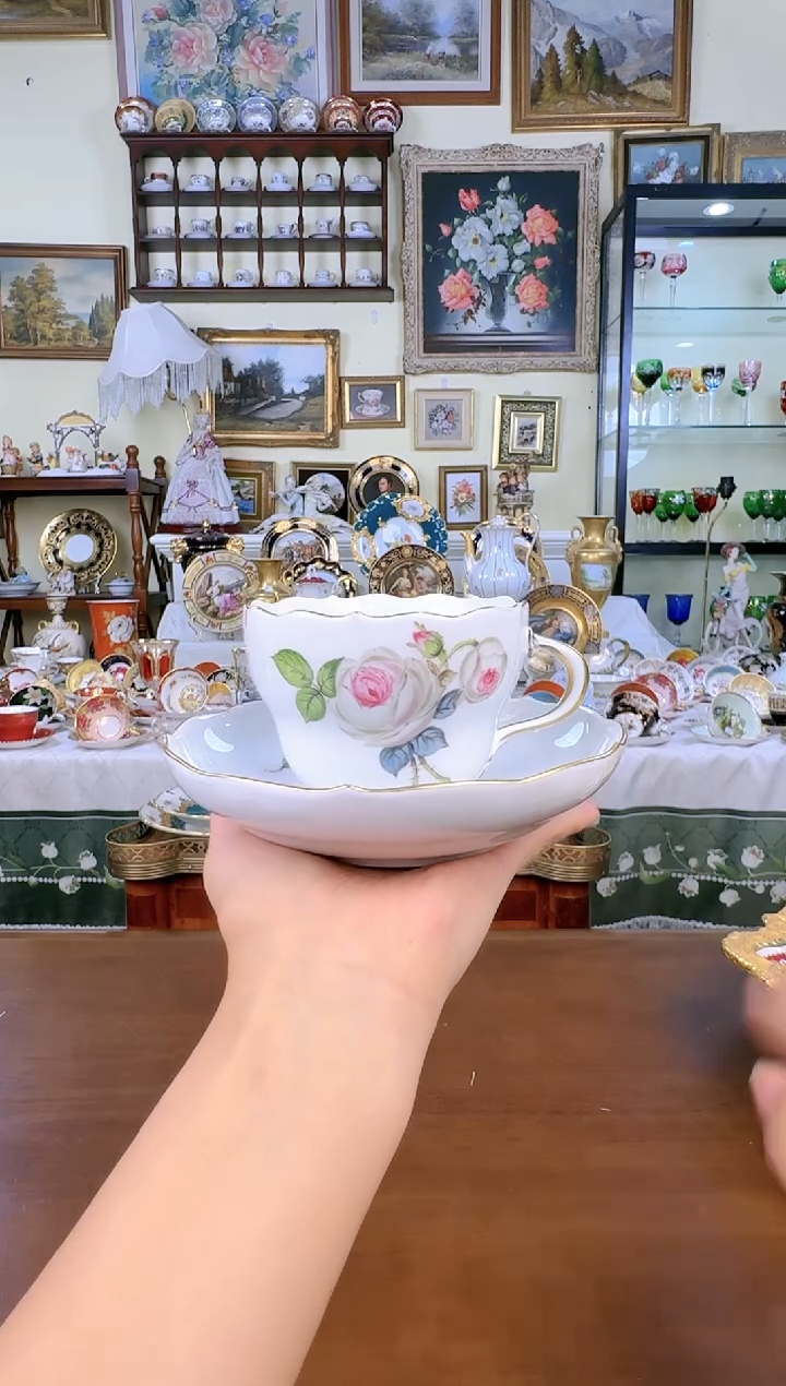 【闪购商品】摆件米多家中古瓷器  如图所示  280
