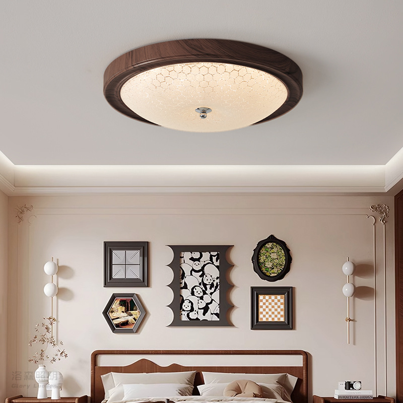 中古风卧室吸顶灯美式复古胡桃木led房间创意新款实木法式书房灯