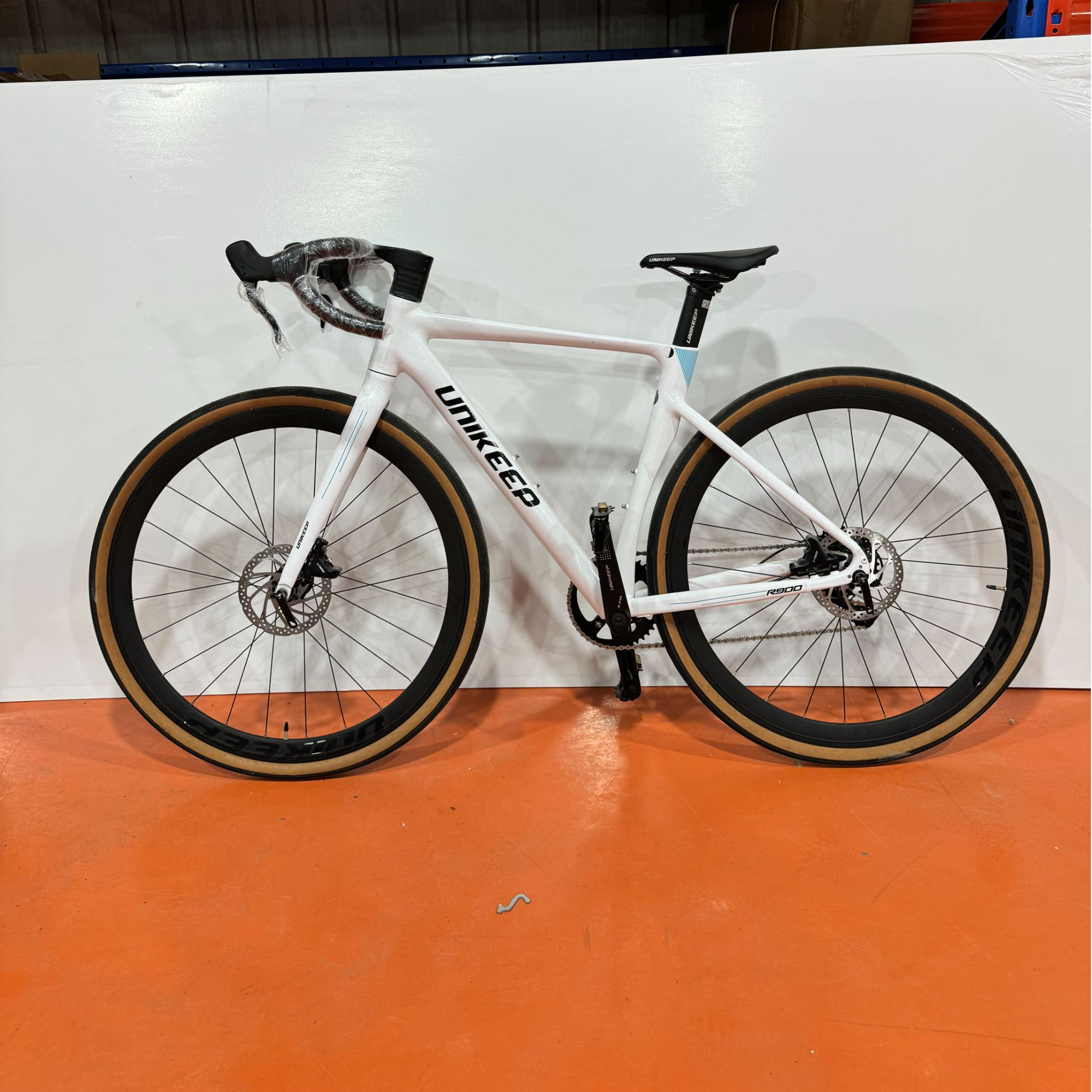 休闲弯把公路车自行车油碟公路车