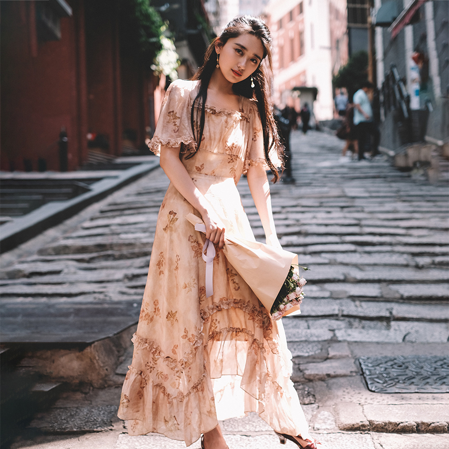 撒哈拉小众设计【光落下】法式植物印花方领不规矩摆飘逸长裙