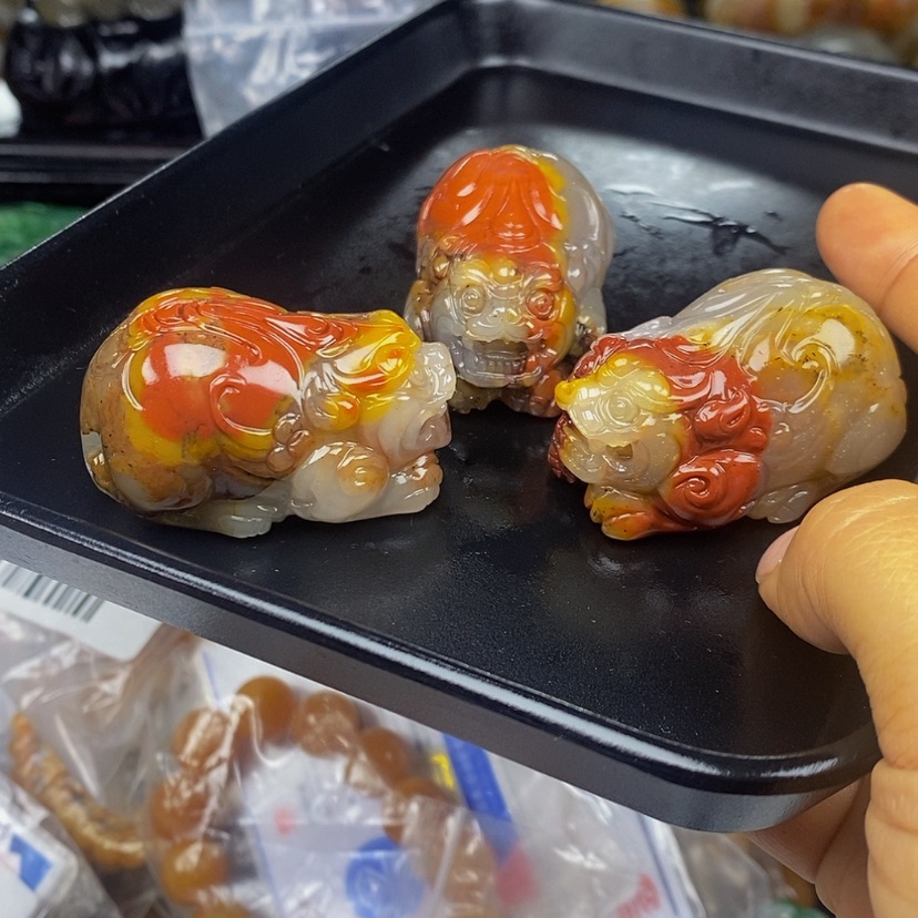 【闪购商品】石英质玉（黄龙玉）颈饰未镶嵌
