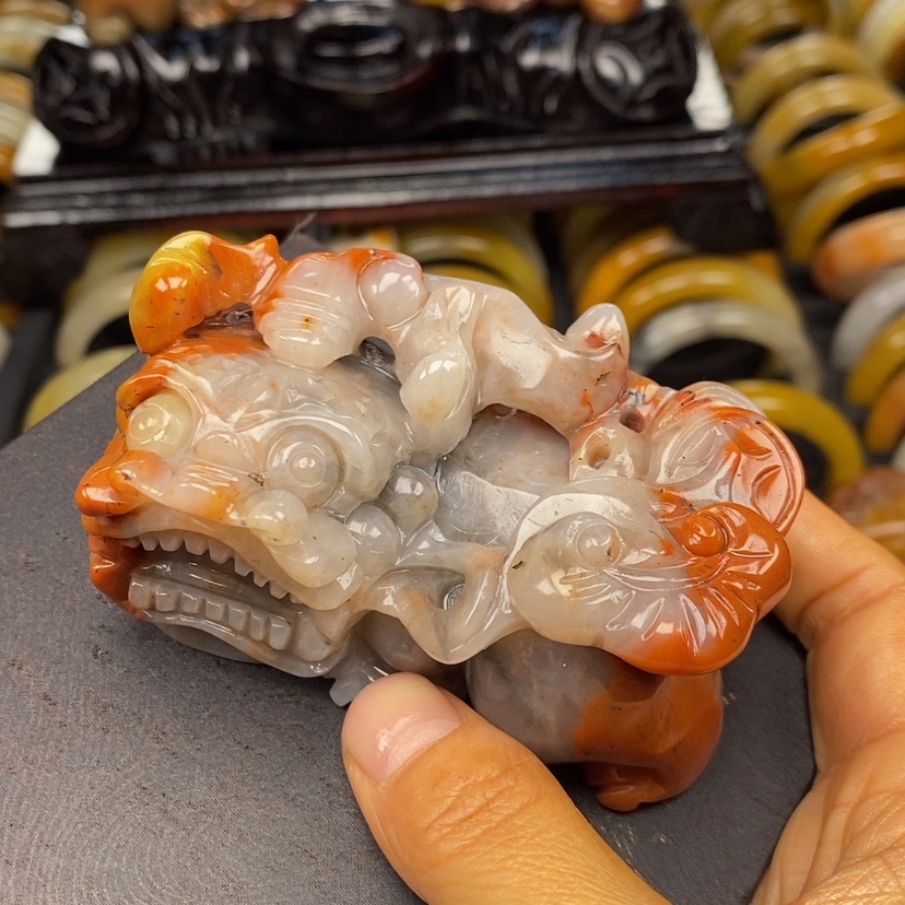 【闪购商品】石英质玉（黄龙玉）颈饰未镶嵌
