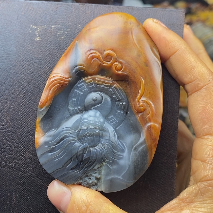 【闪购商品】石英质玉（黄龙玉）颈饰未镶嵌