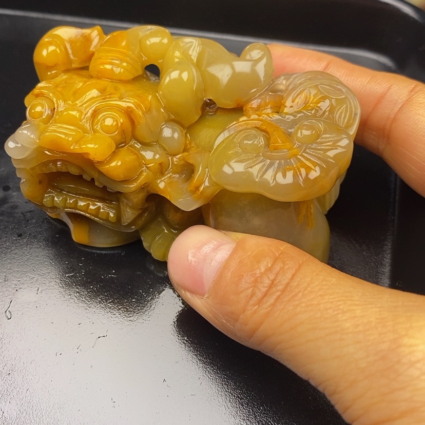 【闪购商品】石英质玉（黄龙玉）颈饰未镶嵌