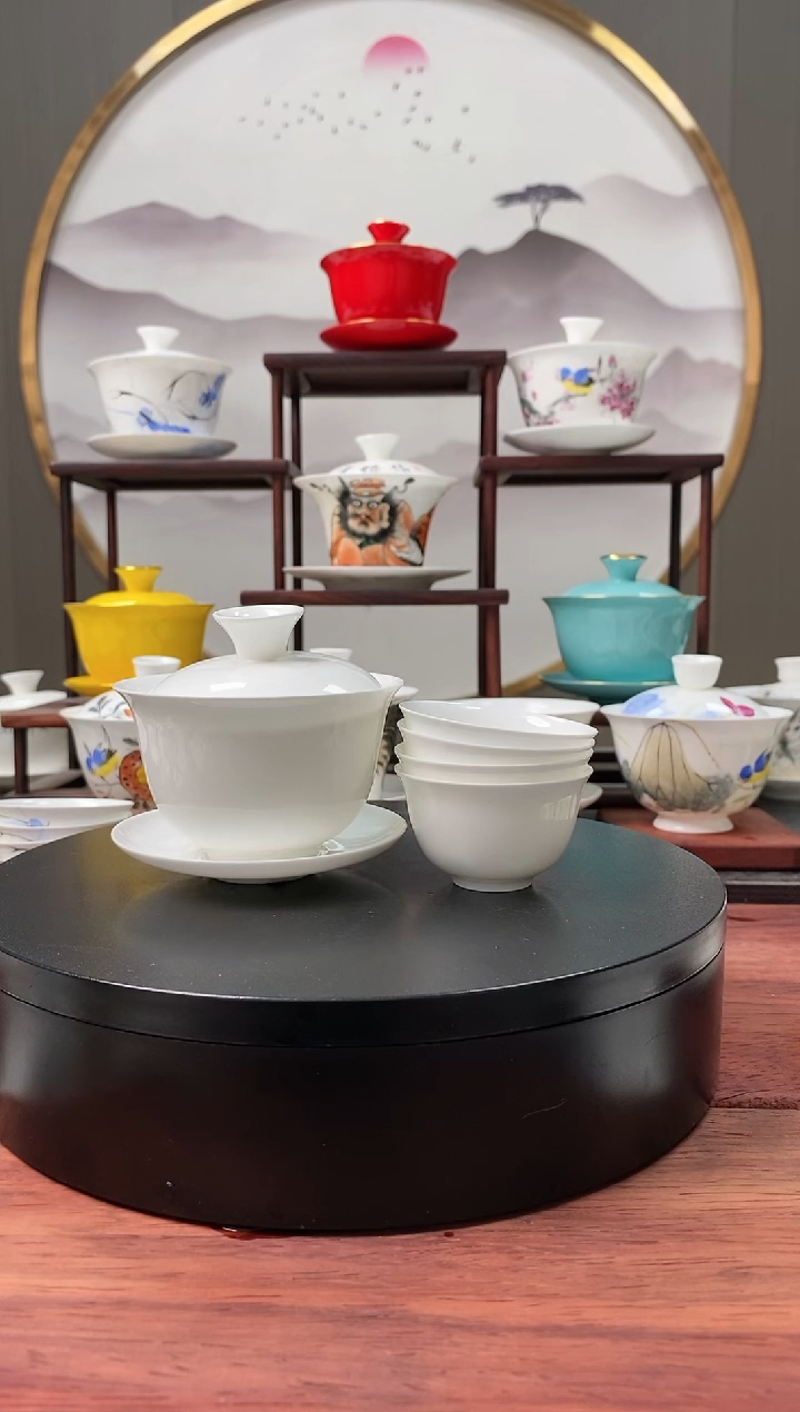 【闪购商品】骨瓷3寸盖碗加玉兰一号杯3个加2.8寸底座一个