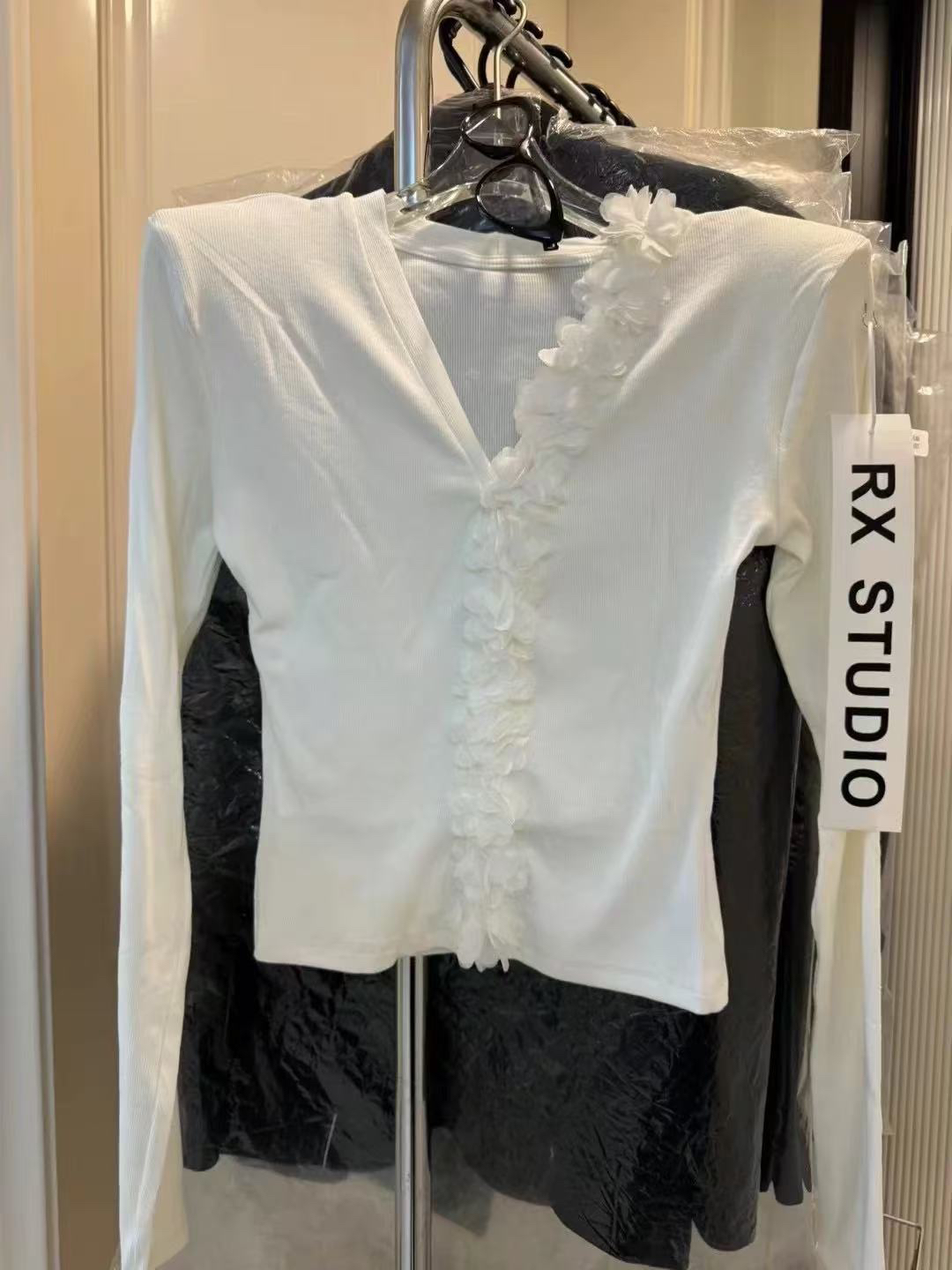 【一勺糖女装 杂款29-49】2024新款秋款韩版辣妹纯欲上衣洋气显瘦