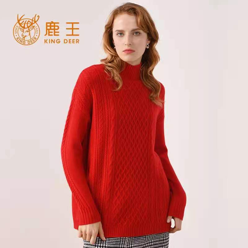 2023年冬季鹿王女士半高领扭花厚款纯山羊绒中长款百搭休闲针织衫