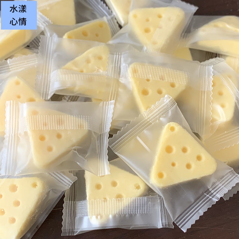 鲜牛奶芝士奶酪儿童奶酥独立包装奶干零食原味营养三角办公室追剧