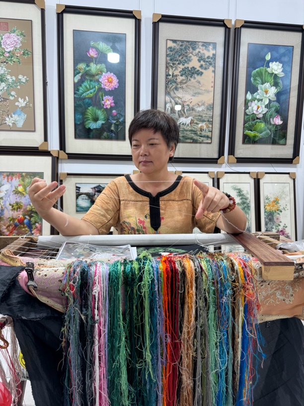 手工双面绣团扇（链接图案直播间选）