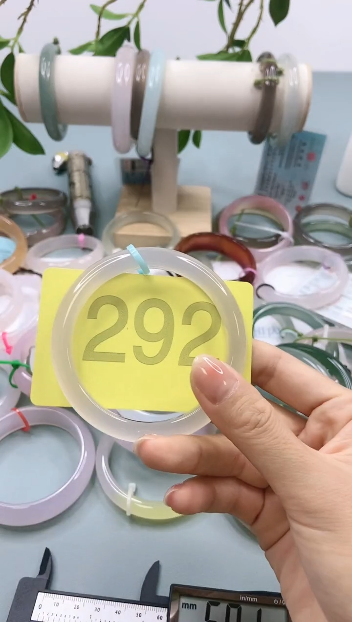 【闪购商品】玛瑙/玉髓手镯未镶嵌6061