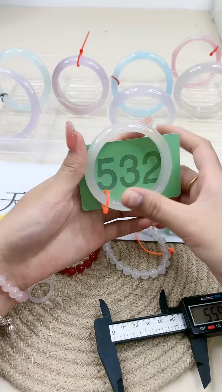 【闪购商品】玛瑙/玉髓手镯未镶嵌5556