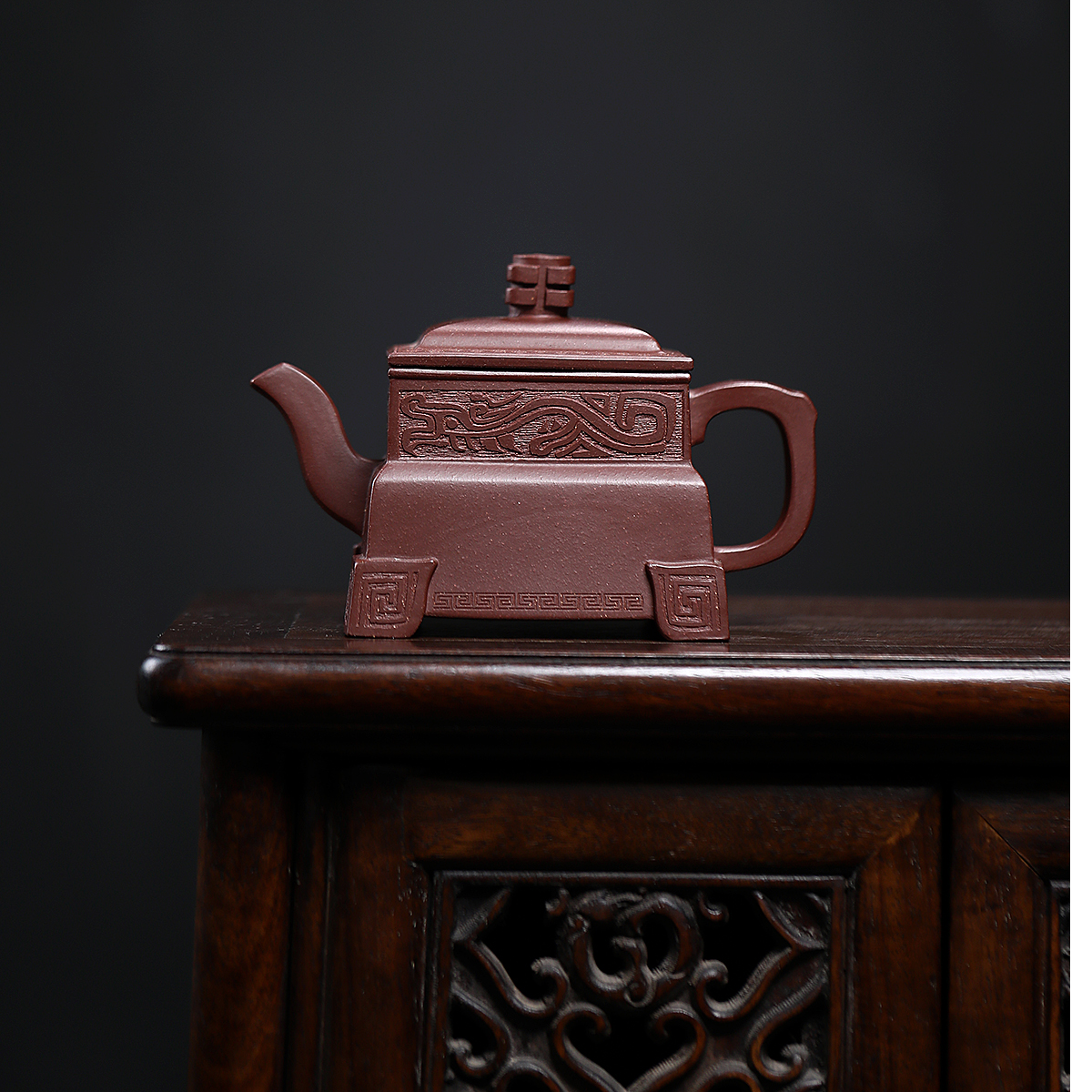 宜兴紫砂壶纯手工电窑烧制出水暴爽断水利落手工刻原矿紫泥四方尊