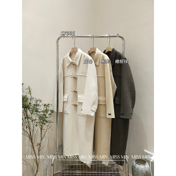 MISS MIN  7665反季高级质感牛角扣大衣女冬季2023新款宽松中长款