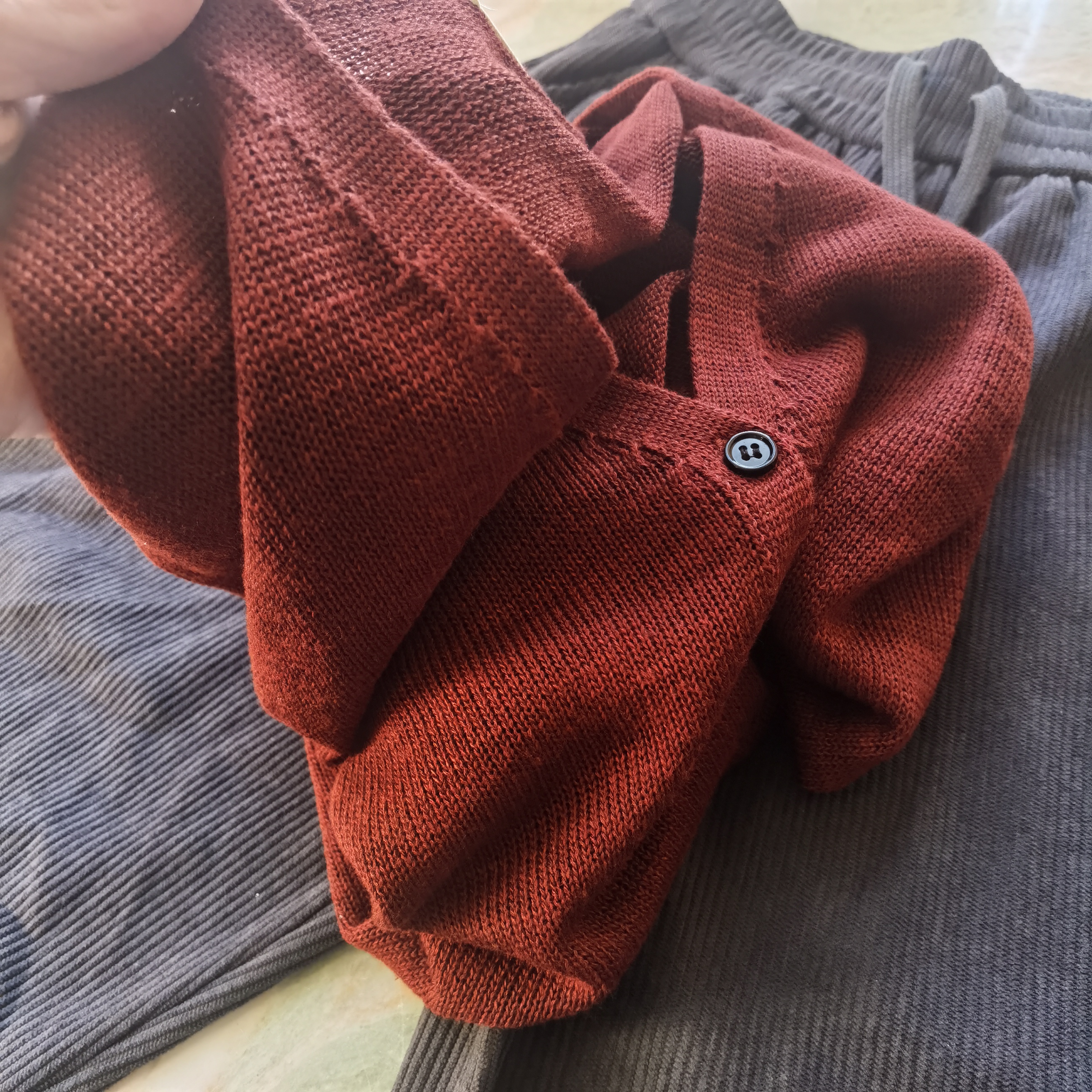 朱姐家秋季新款V领合纸纱休闲开衫简约纯色气质