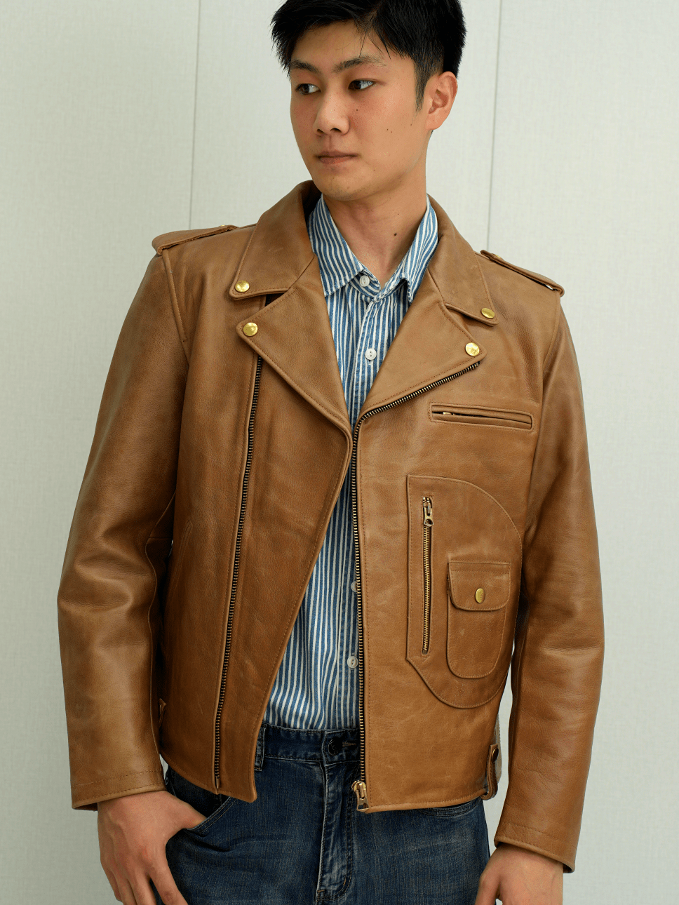 2023J24款机车皮衣油蜡牛皮复古做旧五金黄铜男士真皮夹克