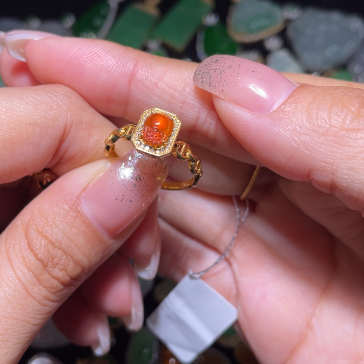 【闪购商品】翡翠戒指18K金镶嵌?**头