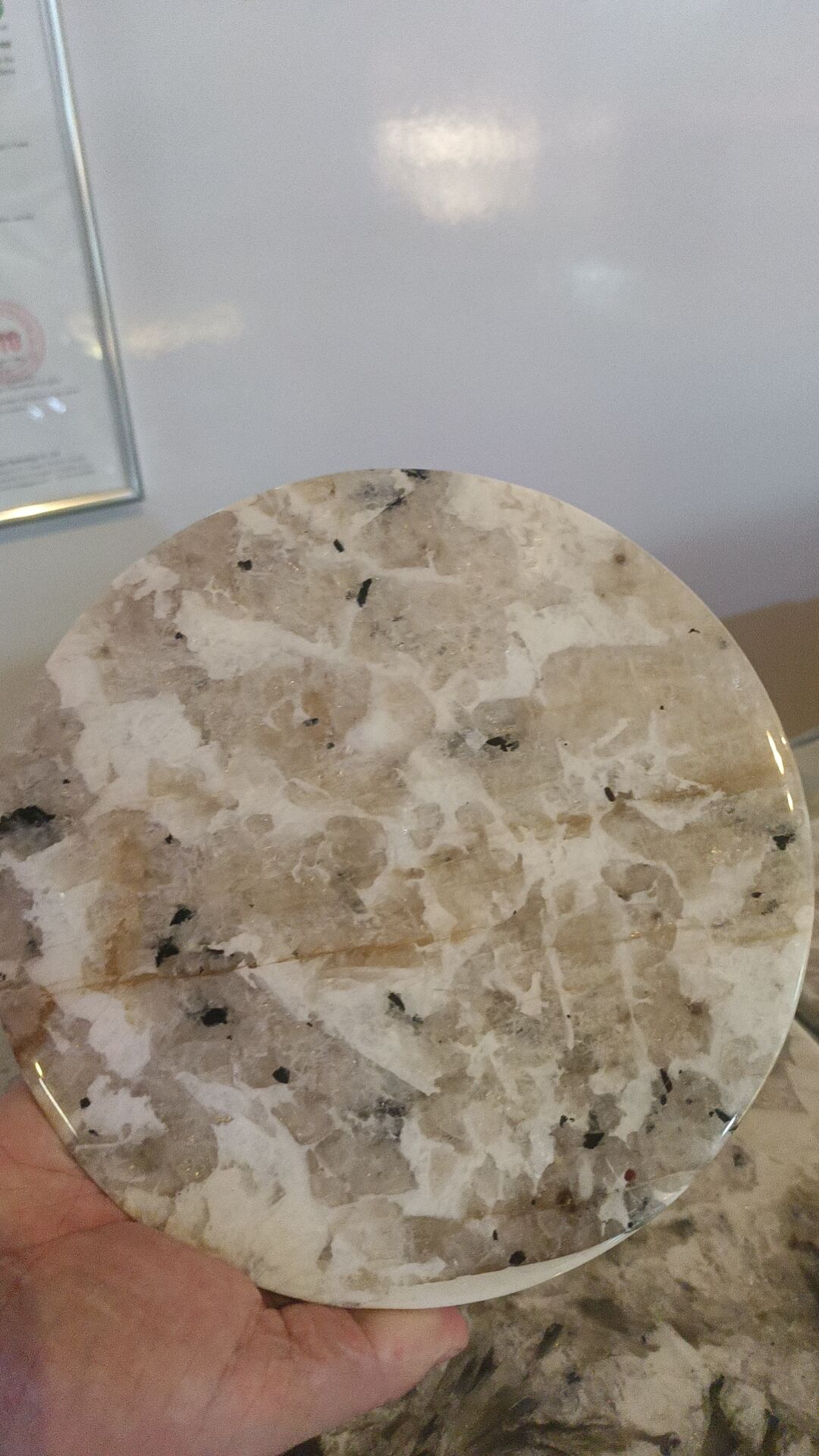 天然奢石发亮桌样或奢石背景样