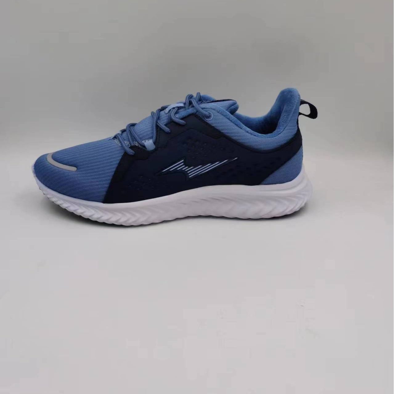 【超】新款百搭舒适男士休闲鞋5015蔚蓝