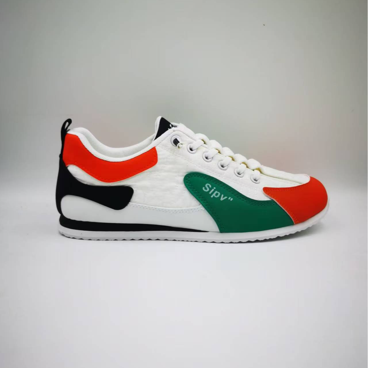 新款时尚百搭休闲鞋L330