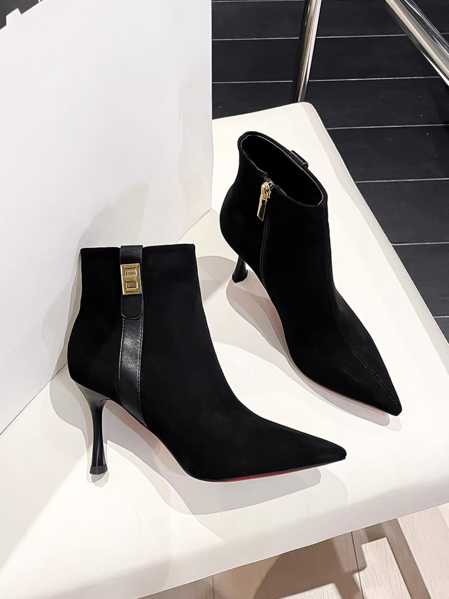 新款 时尚潮流爆款 跟高6厘米短靴美美哒