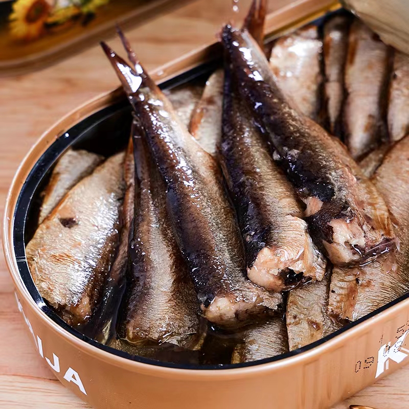 拉脱维亚原装进口熏制油浸西鲱鱼罐头190g/瓶方便即食下酒菜下饭