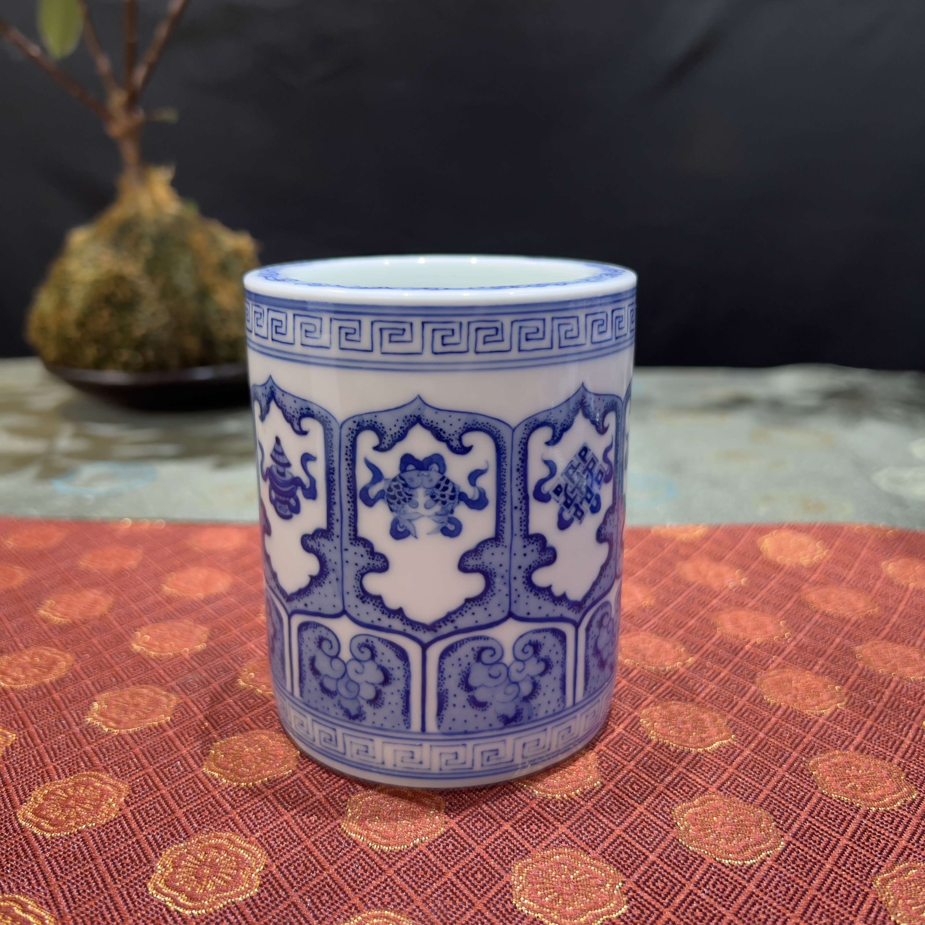 继统柴藏景德镇陶瓷青花八宝笔桶茶具配件办公手工文具收纳盒摆