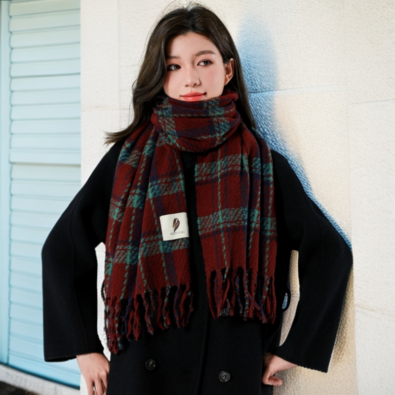 冬日时髦好物围巾秋日穿搭新年百搭格子围巾流光风网红爆款披肩