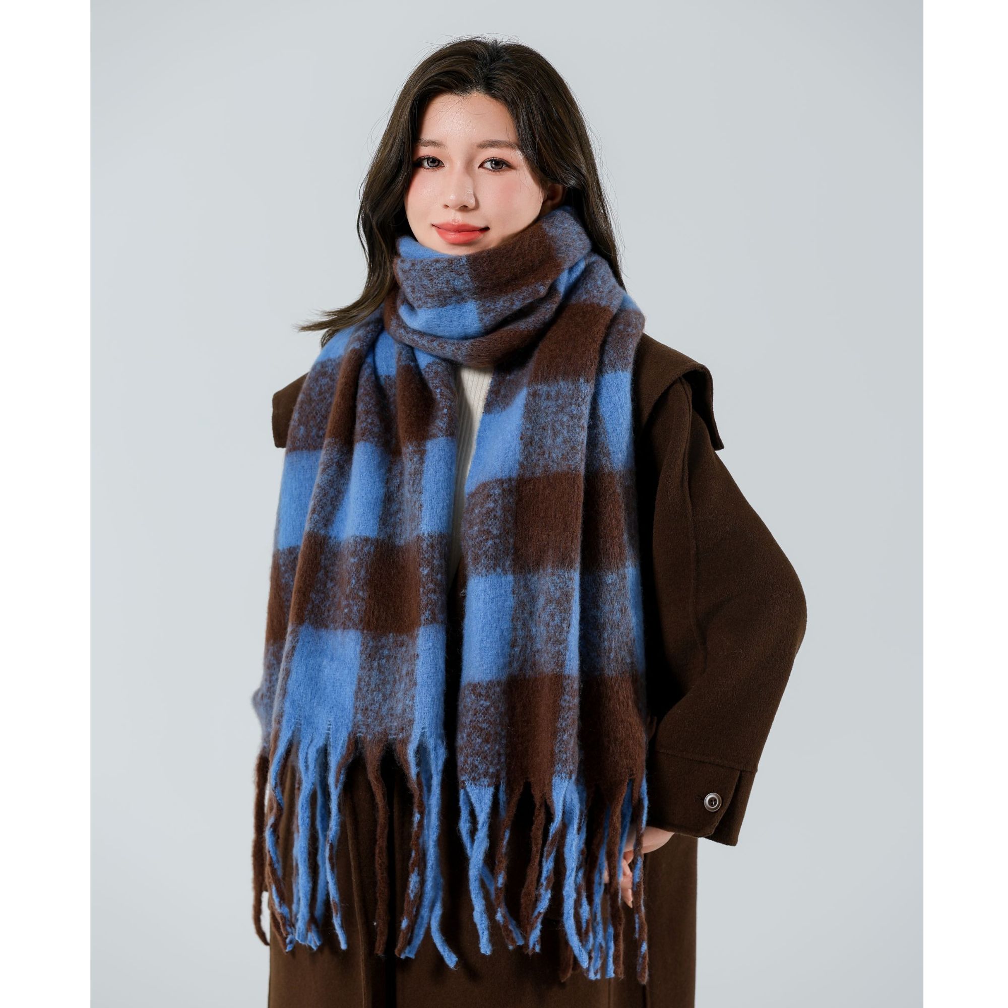 流光风2025秋冬季新款格子围巾爆款围脖高级学生情侣加厚百搭披肩