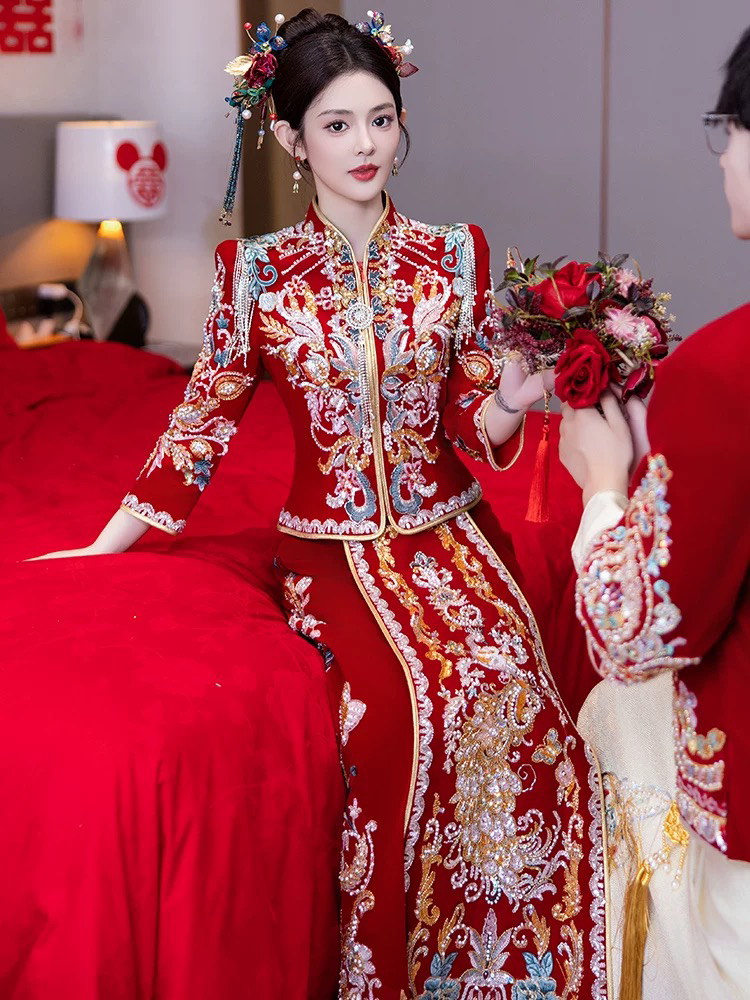 定做款 奢华重手工红色缎面丝绒二穿新中式直筒马来褂拖尾秀禾服