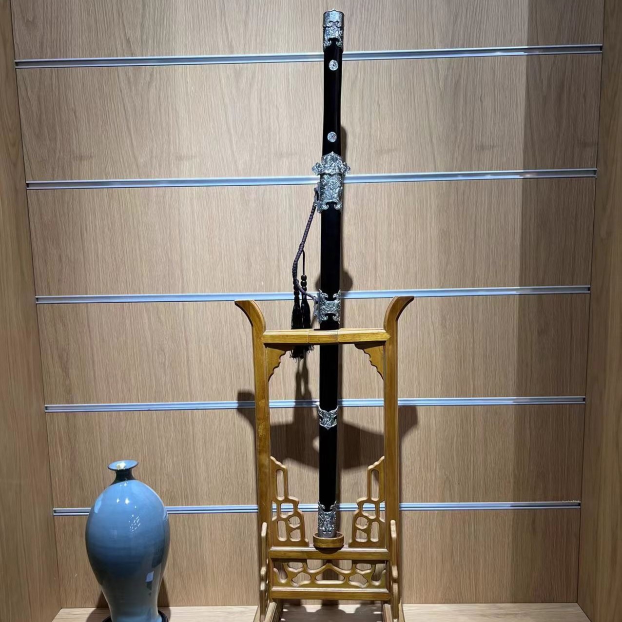 蒋氏唐羽唐刀未开刃 龙泉宝剑锻造技艺