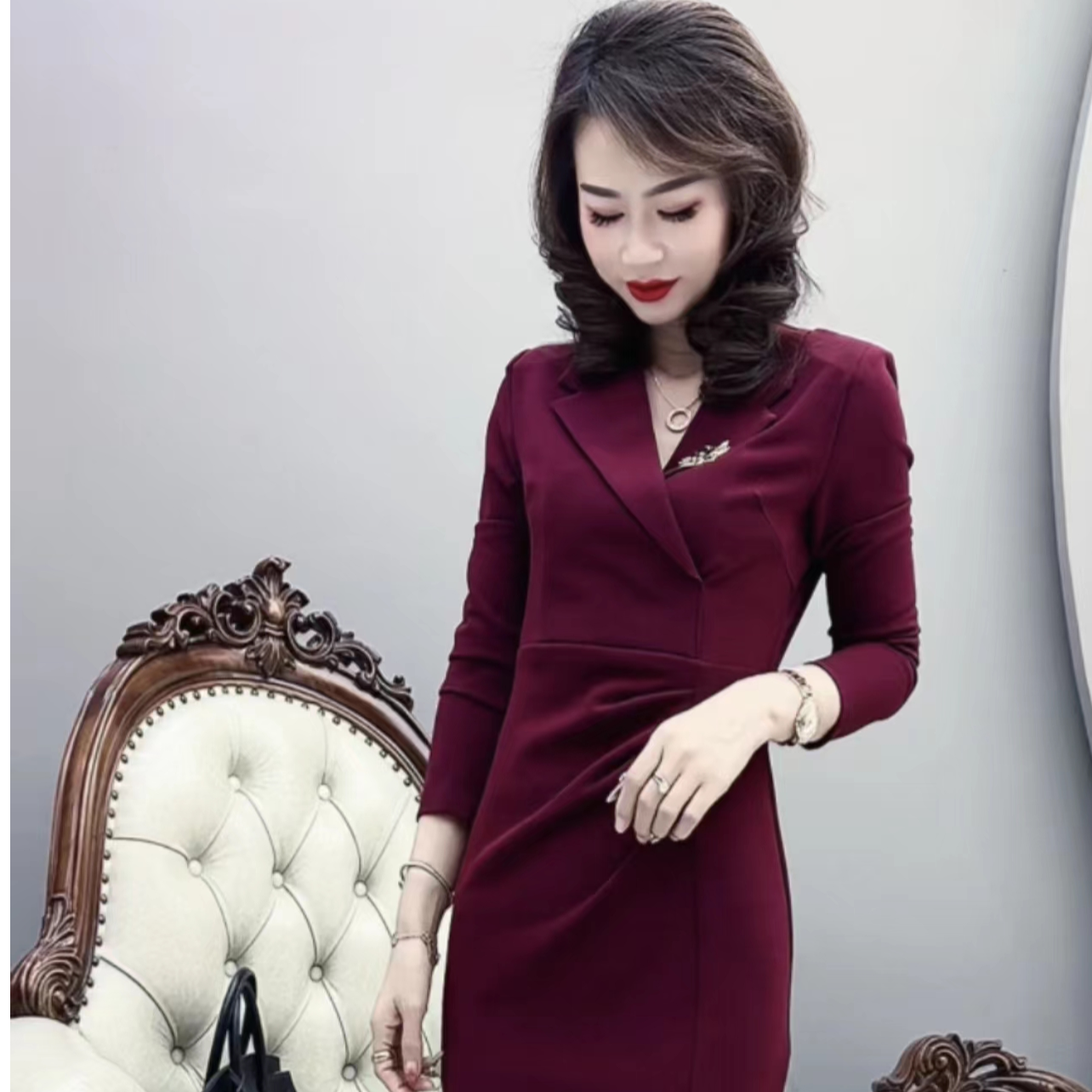 晗姐服饰 {人间温柔} 显瘦收腰 长袖连衣裙 9307  （赠送胸针）