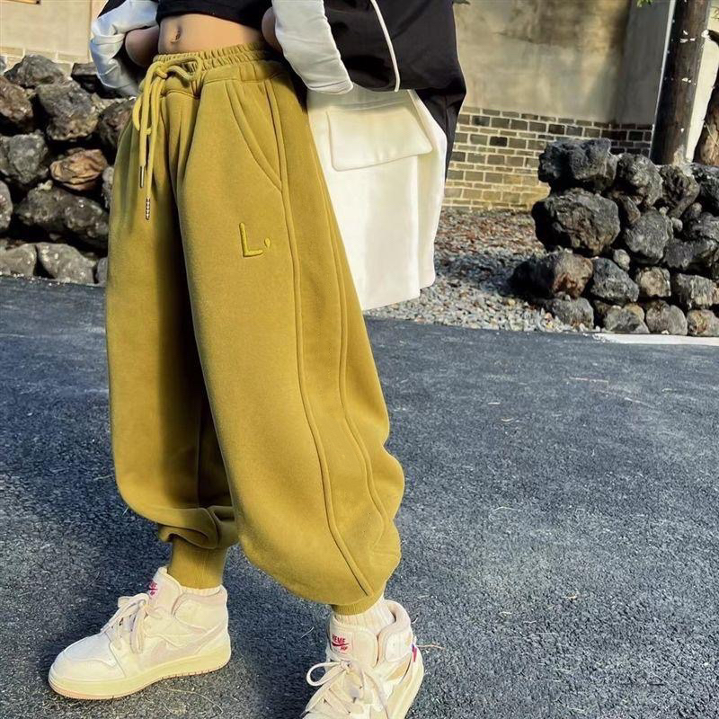 女童冬款加绒三层夹棉裤子23新款休闲卫裤中大童百搭加厚束脚裤