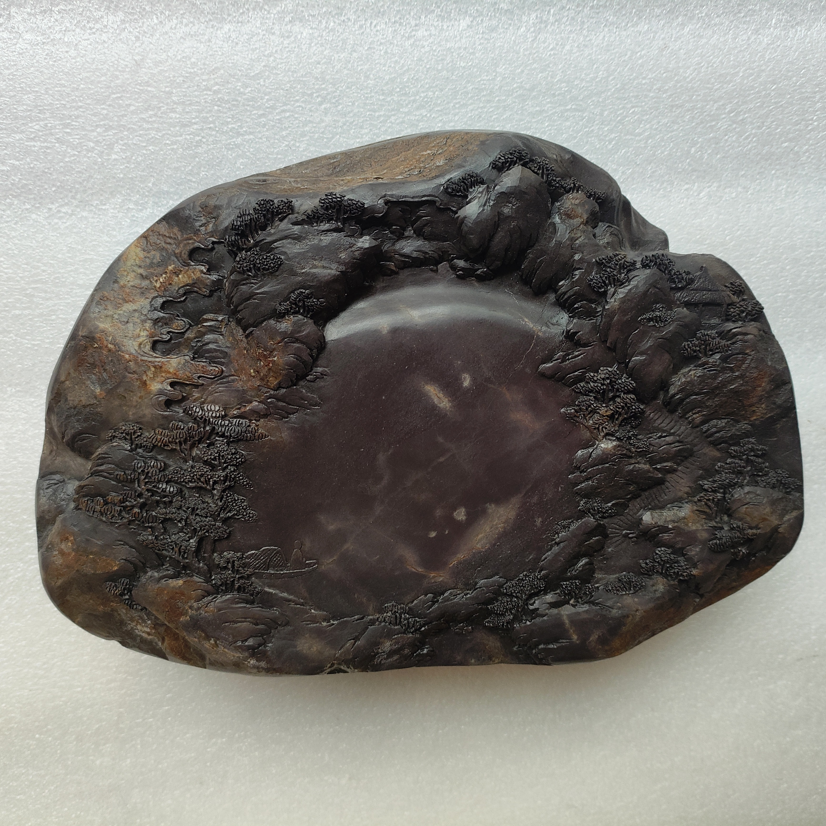 端砚老坑砚台   石质细腻滋润金线石皮   尺寸27.5Ⅹ18.5X8.8Cm