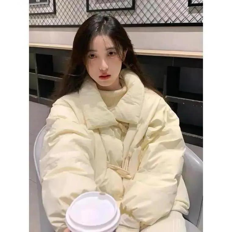 冬季复古牛角扣羽服女2023冬季新款设计感小众韩版加厚短款面包服