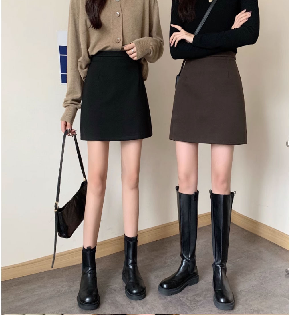 黑色毛呢a字半身裙秋冬2024新款韩版高腰显瘦简约纯色包臀短裙女