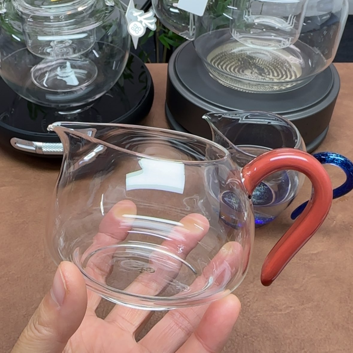 【闪购商品】玻璃淡然汝红