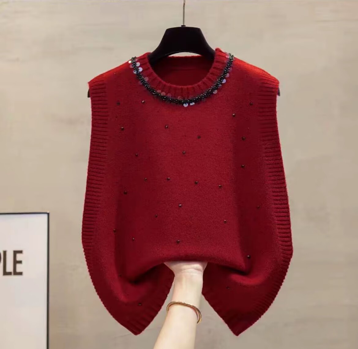 欧货重磅2024年秋季新款女装高级感亮钻圆领红色马甲小众穿搭上衣