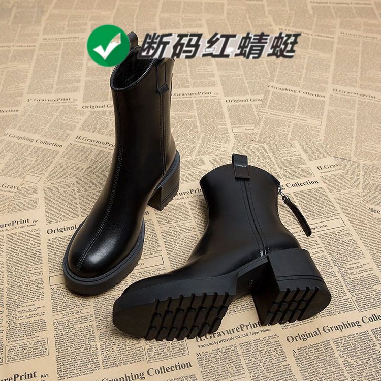 牌厚底马丁靴女2023秋冬超火炸街高跟小个子瘦瘦小短靴子